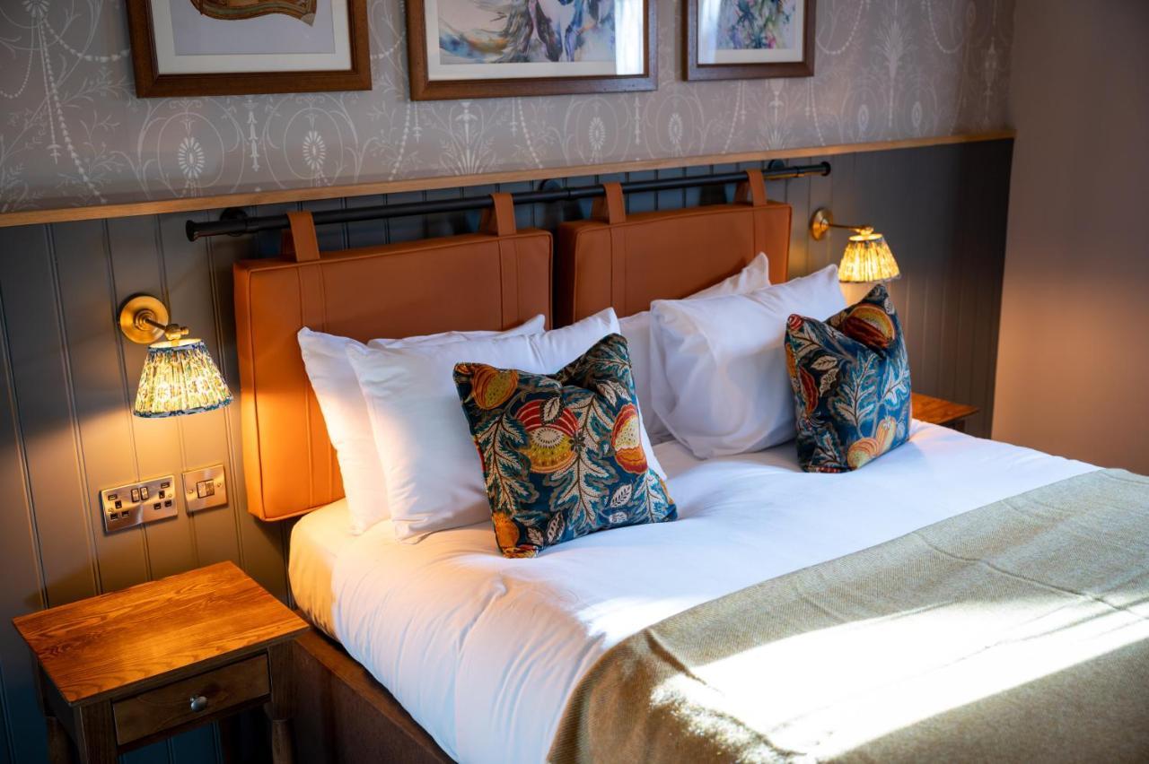 Ely Hotel By Chef & Brewer Collection Кэмберлей Экстерьер фото
